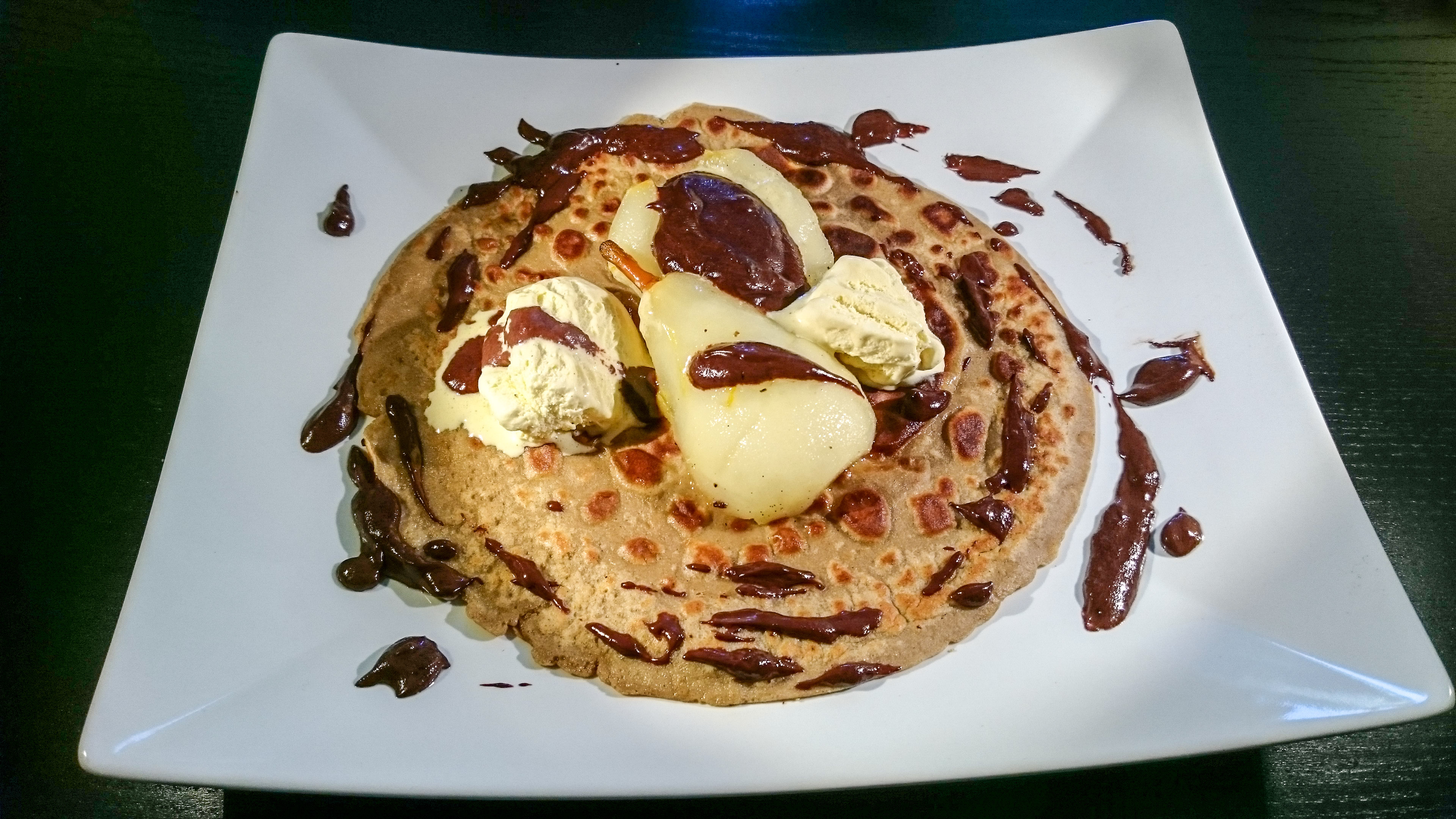 Buchweizenpfannkuchen Süß mit Birne Helene