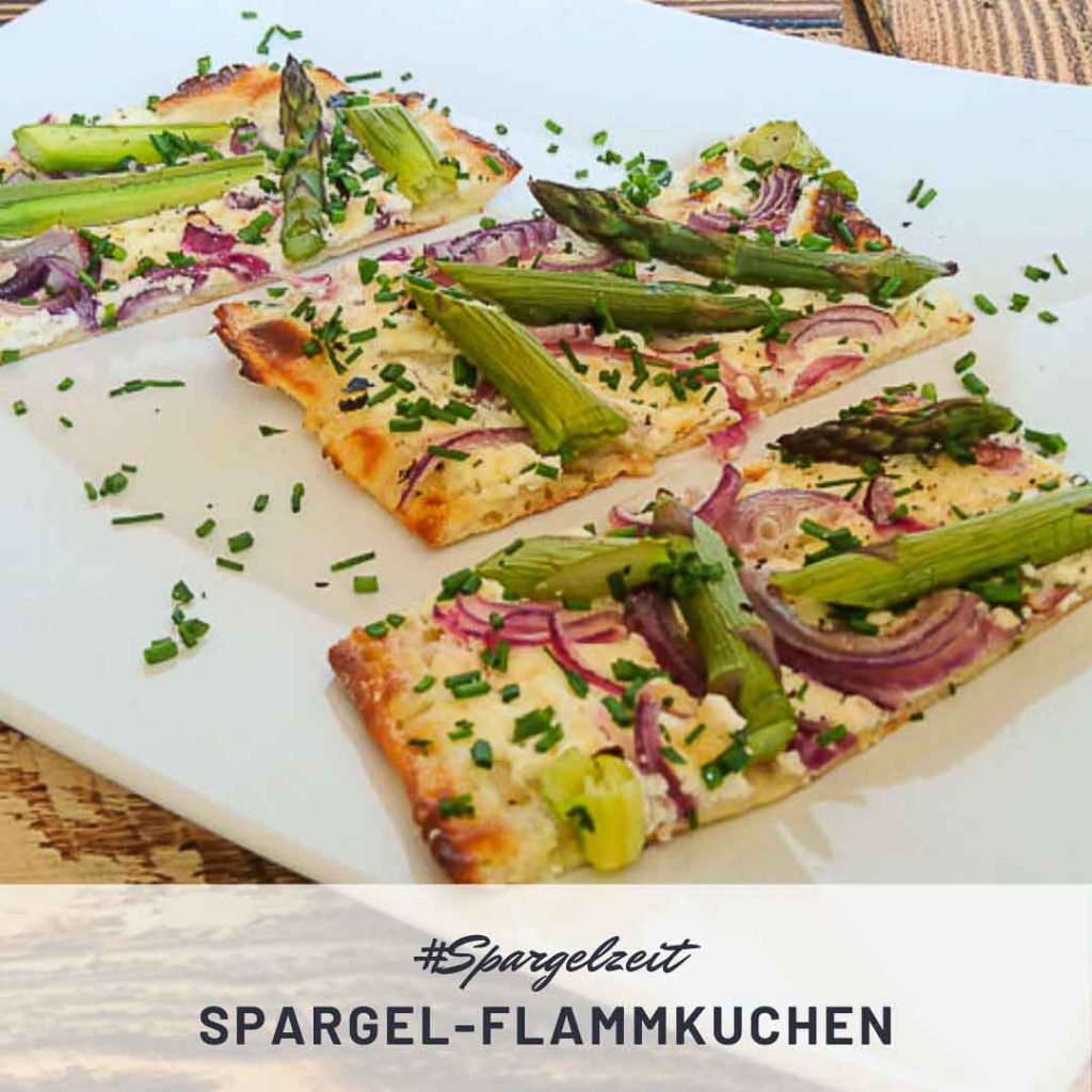 Serviervorschlag: Flammkuchen vom grünem Spargel, angeschnitten